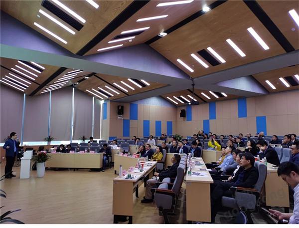 熊猫体育:传利物浦击败曼联将以2900万磅签下菲尔米诺(图3) panda sports